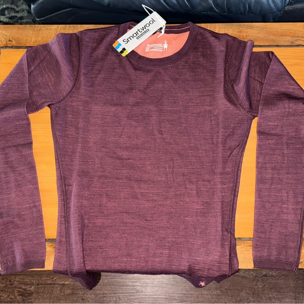 NWT Smartwool Eggplant and Salmon Base Layer Top